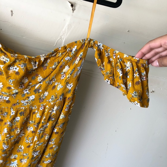 Yellow floral off the shoulder tunic - Picture 4 of 4